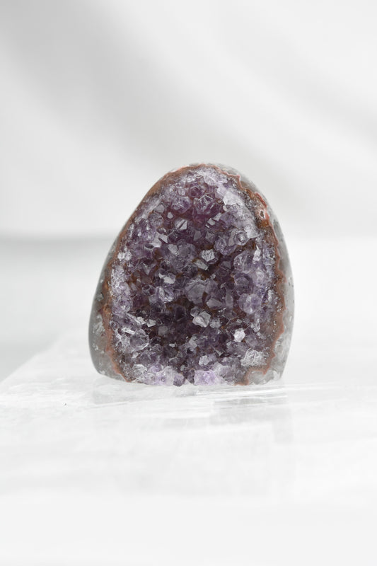 Ahhaat-ametüst geood - 2